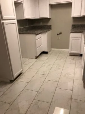 Modern Kitchen Remodel with Tile Flooring